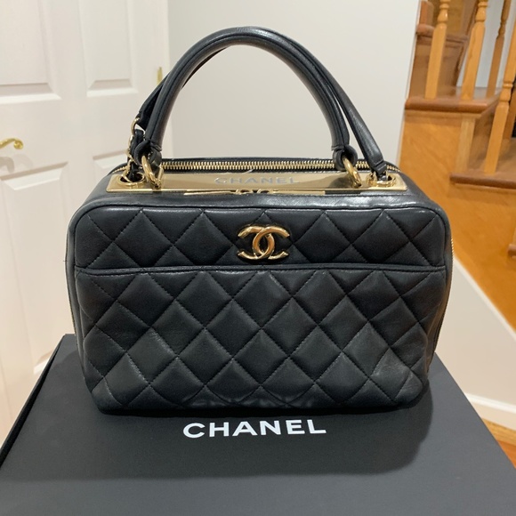 CHANEL Lambskin Quilted Trendy CC Bowling Bag Black Gold Hardware classic - Picture 3 of 16